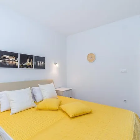 Apartmann